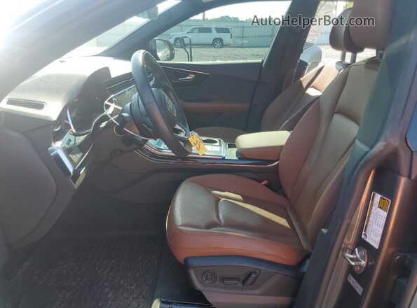 WA1BVAF18MD013409 2021 AUDI Q8 Gray წინა სალონის ხედი