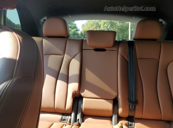 WA1BVAF18MD013409 2021 AUDI Q8 Gray უკანა სავარძლების ხედი