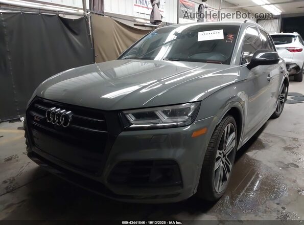 WA1C4AFY8L2065153 2020 AUDI SQ5 Gray Vista tres cuartos delantera izquierda
