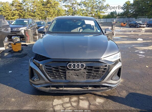 WA1CAAGE3RB063395 2024 AUDI Q8 E-TRON Gray Вид задньої частини салону