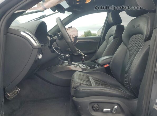 WA1CCAFP7GA043456 2016 AUDI SQ5 Gray Front interior view