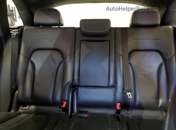 WA1CCAFP7HA048044 2017 AUDI SQ5 Black Հետևի նստատեղերի տեսք