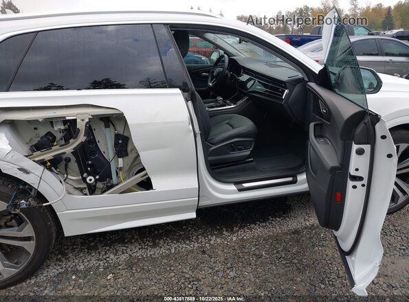 WA1CVBF11ND006748 2022 AUDI Q8 White Սալոնի դիմացի տեսք