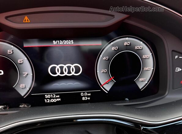 WA1CWBF11SD009075 2025 AUDI SQ8 White Vista del cuadro de instrumentos