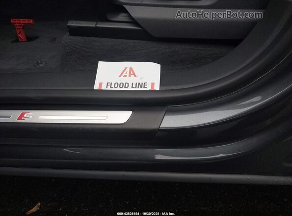 WA1CWBF12ND030375 2022 AUDI SQ8 Gray Widok z przodu