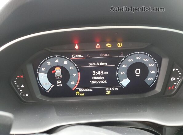 WA1DECF31M1016238 2021 AUDI Q3 Black Вид щитка приладів