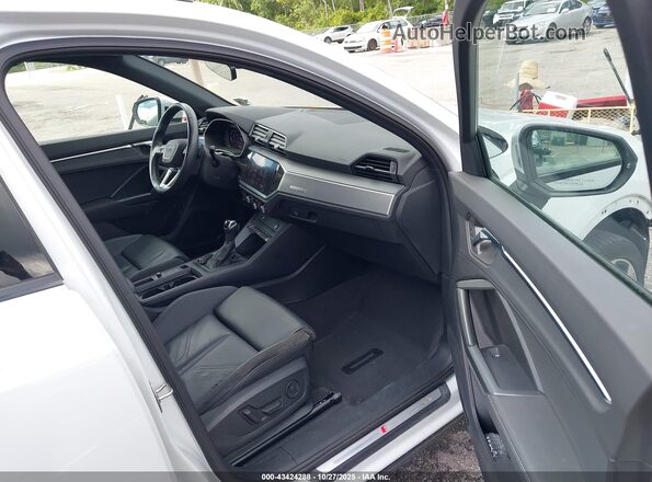 WA1DECF31M1051197 2021 AUDI Q3 White 