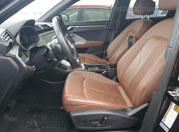 WA1DECF32L1026811 2020 AUDI Q3 Black წინა სალონის ხედი