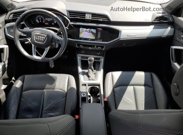 WA1DECF34M1040128 2021 AUDI Q3 White Вид панелі приладів