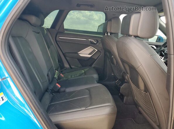 WA1DECF34P1049142 2023 AUDI Q3 Blue Вид задньої частини салону