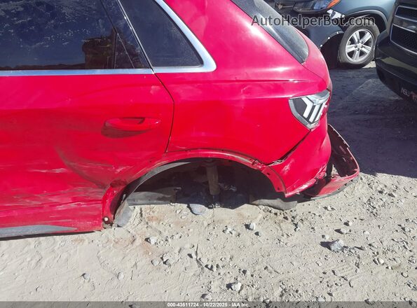 WA1DECF35M1017571 2021 AUDI Q3 Red Front view