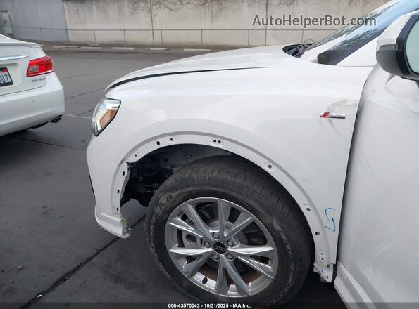 WA1DECF35P1103399 2023 AUDI Q3 White Vista frontal
