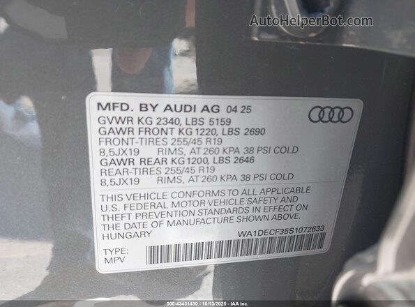 WA1DECF35S1072633 2025 AUDI Q3 Green Вид підкапотного простору