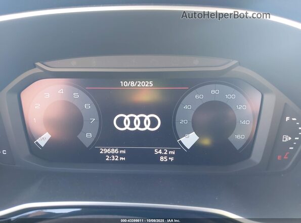WA1DECF36M1069033 2021 AUDI Q3 White Вид задніх сидінь