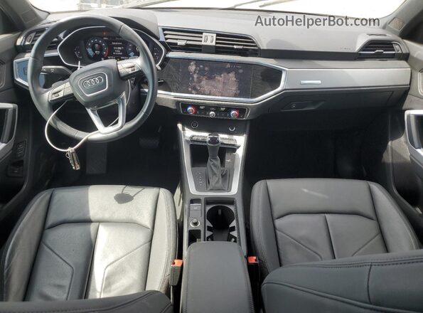 WA1DECF36N1084908 2022 AUDI Q3 Black Առջևի վահանակի տեսք