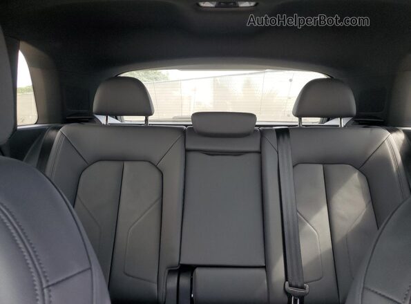 WA1DECF36N1084908 2022 AUDI Q3 Black Հետևի նստատեղերի տեսք