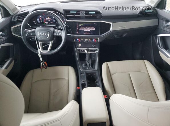 WA1DECF39L1007656 2020 AUDI Q3 White Widok deski rozdzielczej