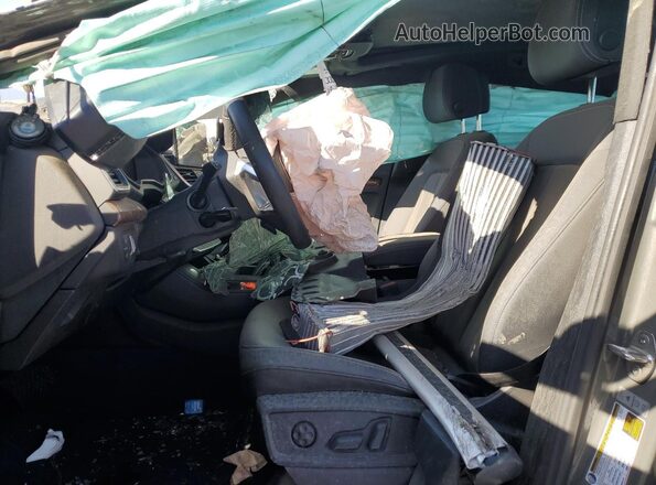 WA1EAAFYXP2117096 2023 AUDI Q5 Gray Widok wnętrza z przodu