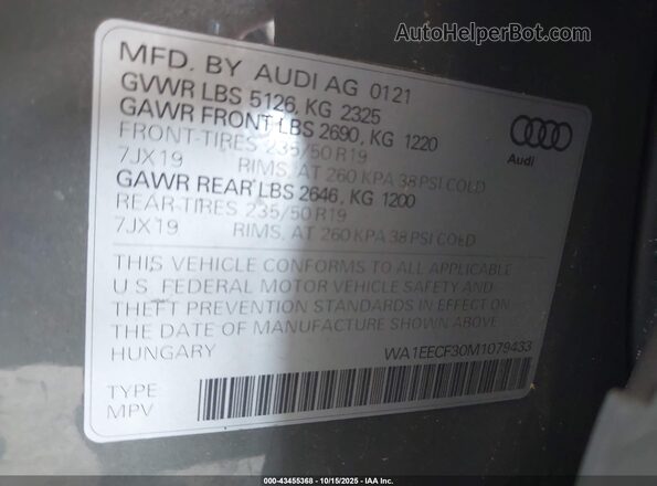 WA1EECF30M1079433 2021 AUDI Q3 Gray Engine compartment view