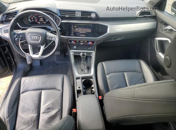 WA1EECF31L1040168 2020 AUDI Q3 Black Widok deski rozdzielczej