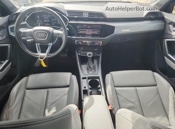 WA1EECF33N1024895 2022 AUDI Q3 Black Vista del salpicadero