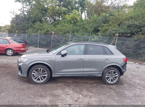 WA1EECF37R1179262 2024 AUDI Q3 Gray Widok wnętrza 360 stopni