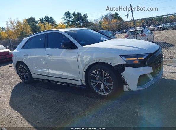 WA1EVAF10MD011571 2021 AUDI Q8 White Вид щитка приладів