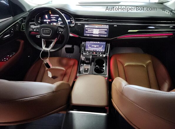 WA1EVBF11ND007844 2022 AUDI Q8 White Widok deski rozdzielczej