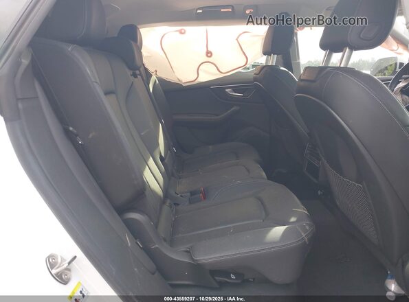 WA1EVBF13PD017522 2023 AUDI Q8 White Widok naklejki z numerem VIN