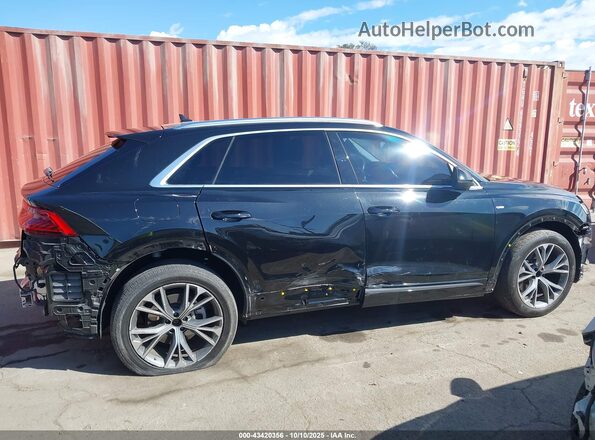 WA1EVBF18PD000876 2023 AUDI Q8 Черный Панорамный вид салона 360°