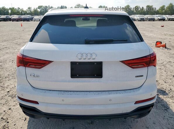 WA1FECF39L1048118 2020 AUDI Q3 White Widok z tyłu