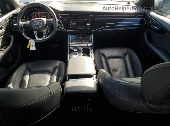WA1FVAF10KD028520 2019 AUDI Q8 Silver Առջևի վահանակի տեսք