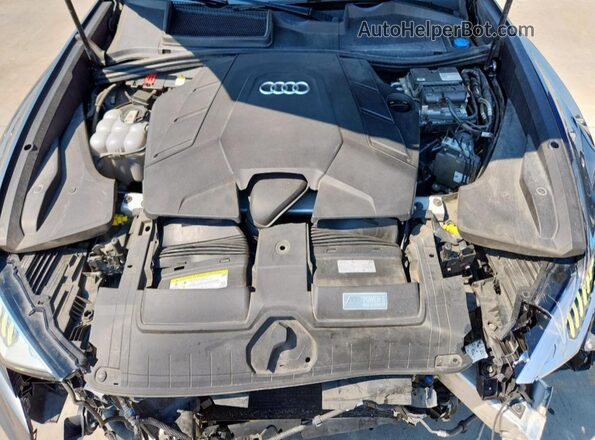 WA1FVAF14KD039567 2019 AUDI Q8 Gray Vista del compartimento del motor
