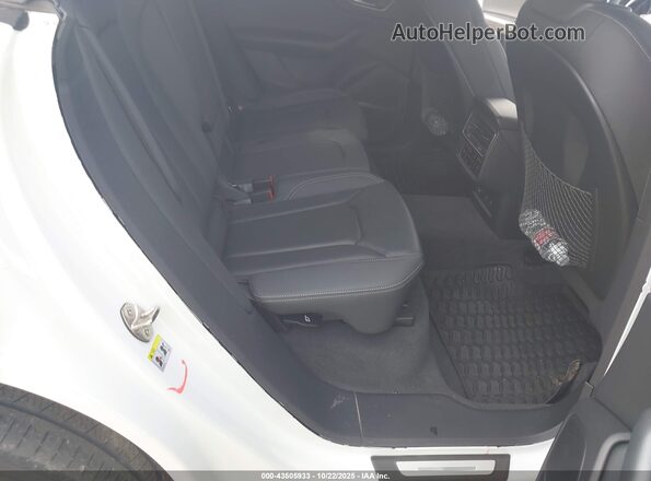 WA1FVAF18MD042006 2021 AUDI Q8 White VIN sticker view