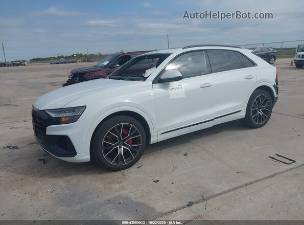 WA1FVAF18MD042006 2021 AUDI Q8 White Front left