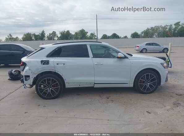 WA1FVAF18MD042006 2021 AUDI Q8 White Rear interior view