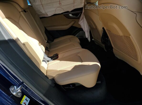 WA1FVBF19KD036556 2019 AUDI Q8 Blue Vista interior trasera