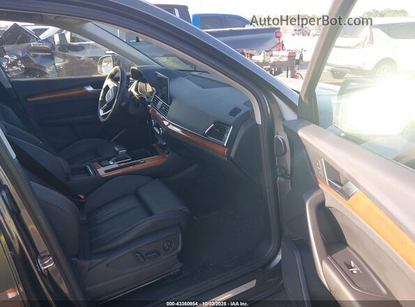 WA1G2AFY8N2086479 2022 AUDI Q5 Серый Вид салона спереди