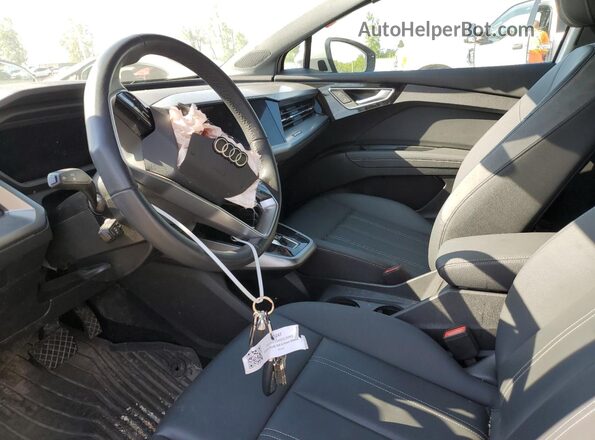 WA1G2AFZ3RP012730 2024 AUDI Q4 White Սալոնի դիմացի տեսք