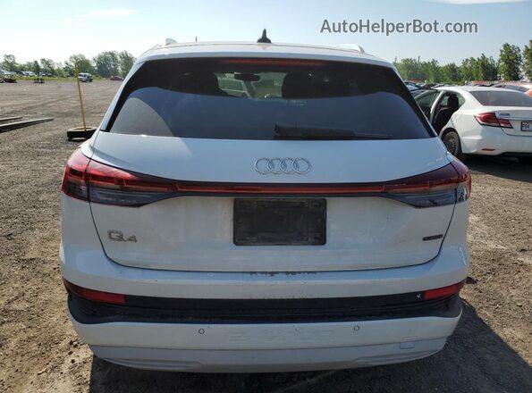 WA1G2AFZ3RP012730 2024 AUDI Q4 White Հետևի տեսք