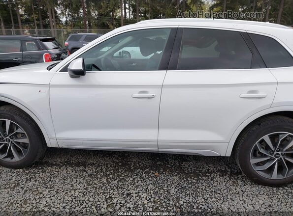 WA1GAAFY6P2076572 2023 AUDI Q5 White 