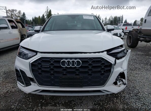 WA1GAAFY6P2076572 2023 AUDI Q5 White უკანა სალონის ხედი