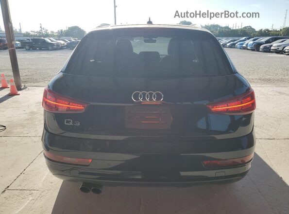 WA1HCCFS0HR016978 2017 AUDI Q3 Black 