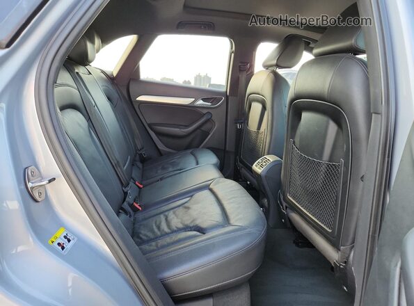 WA1HCCFS6JR008521 2018 AUDI Q3 Серебряный 