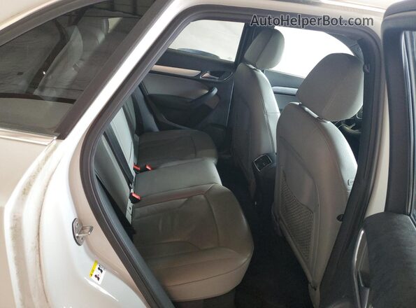 WA1JCCFS5JR025294 2018 AUDI Q3 White 