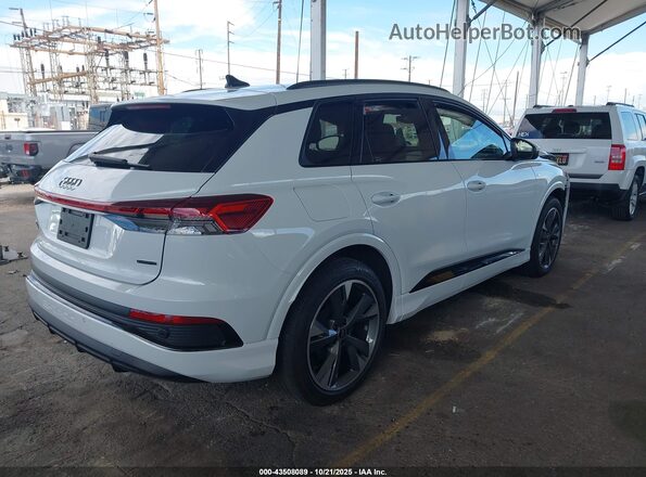 WA1KUBFZ0RP060552 2024 AUDI Q4 Белый Задняя правая четверть