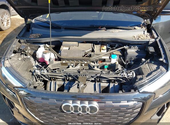 WA1L2BFZ0RP030428 2024 AUDI Q4 Black Rear view