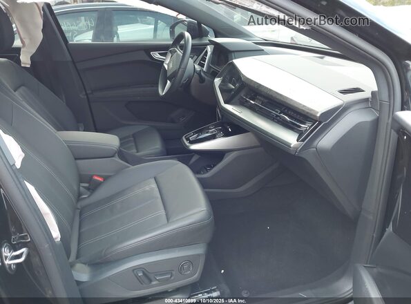 WA1L2BFZ0RP030428 2024 AUDI Q4 Black Front interior view