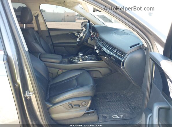 WA1LAAF74KD011383 2019 AUDI Q7 Серый Вид салона спереди