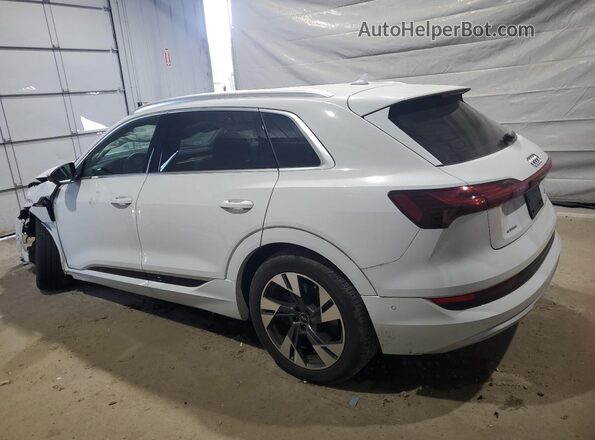 WA1LAAGE2NB025151 2022 AUDI E-TRON White 